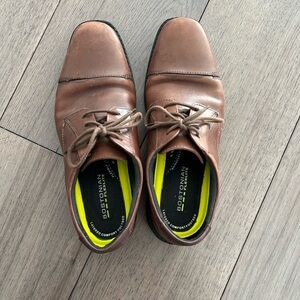 Bostonian Men's Tan Leather Oxfords